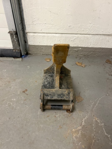 1482225-2 Frost hook