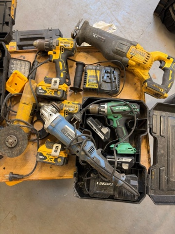 1482207-3 Tool kit 8 machines and accessories - DeWalt, Hikoki, Biltema