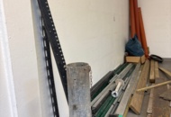 1482211 Samling med trä, metall och spillmaterial