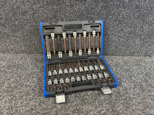 1488925-1 Socket Bit Set, 46 Piece, 1/4"+1/2", Hex Inch 3/32-3/4"