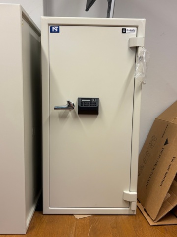 1489072-2 Document cabinet with code lock and key - Nivex Topsafe ES-130