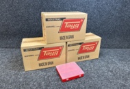 1489112 36 assorted boxes, Tayg