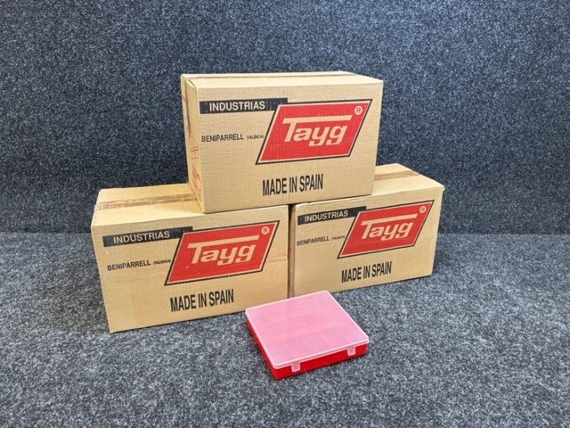 1489112-1 36 assorted boxes, Tayg