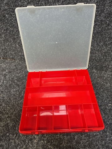 1489112-5 36 assorted boxes, Tayg