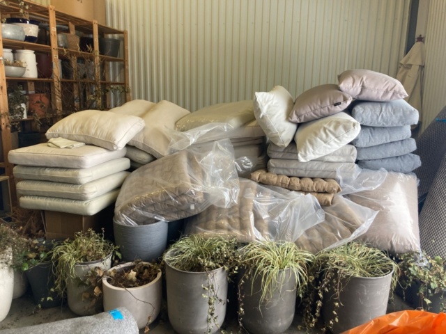 1256100-3 Homestyling lager 1, möbler, krukor, mattor, tavlor, prydnad, lampor m.m