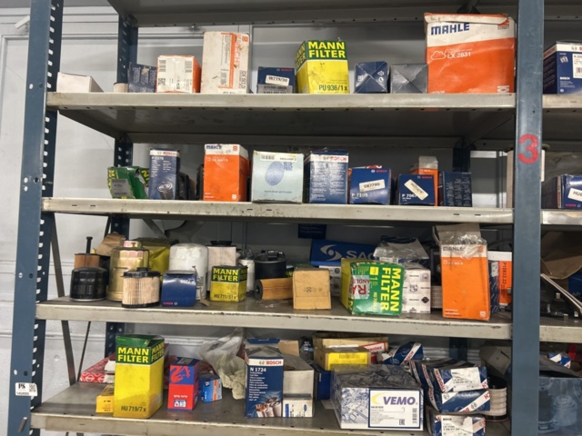 1454969-23 Lot of vehicle parts and workshop items