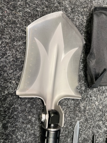 1487235-4 12 pcs Folding Spade Kit