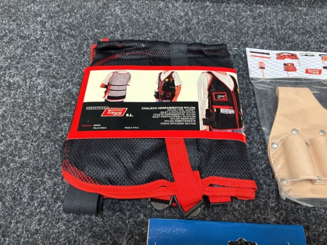 1489119-2 Tool belt, tool vest, hammer holder & nylon belt