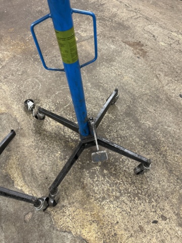 1454973-6 Gearbox lifters 2 pcs - Biltema 15-999 (1 pc defective)