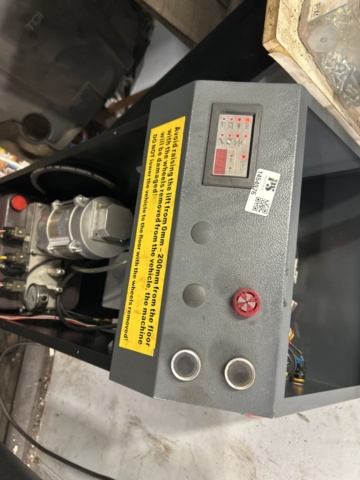 1454976-8 Scissor lift - Weber DSH 3000 -2023 (repair item)