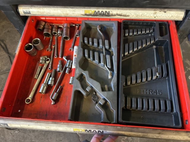 1454989-6 Tool trolley with contents - Fixman
