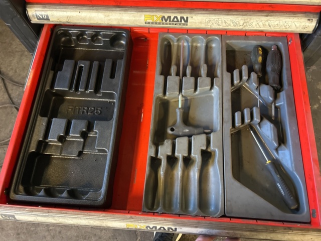 1454989-7 Tool trolley with contents - Fixman