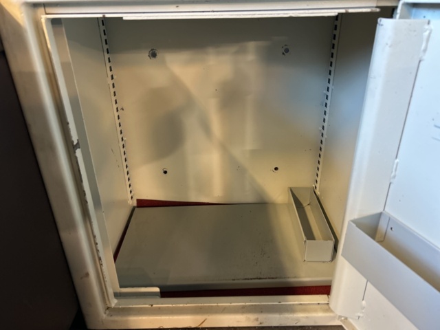 1454994-3 Safe - Diplomat SC 60