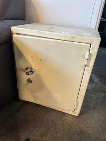 1454994-7 Safe - Diplomat SC 60