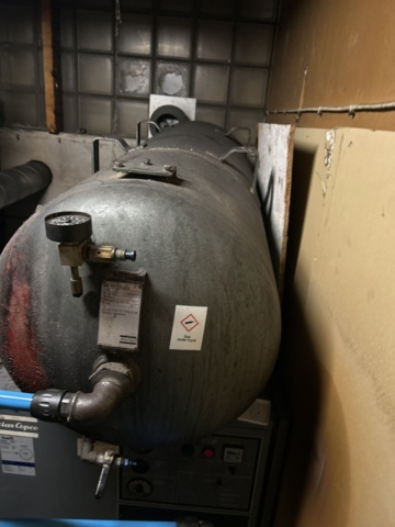 1454998-5 Screw compressor with separate pressure tank - Atlas Copco GA11 + 350L pressure tank