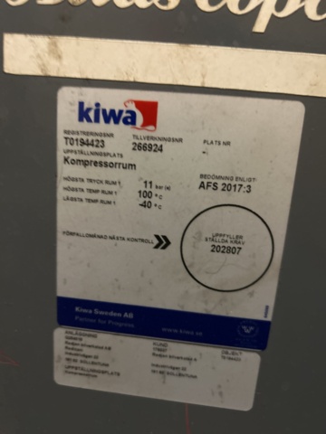 1454998-9 Screw compressor with separate pressure tank - Atlas Copco GA11 + 350L pressure tank