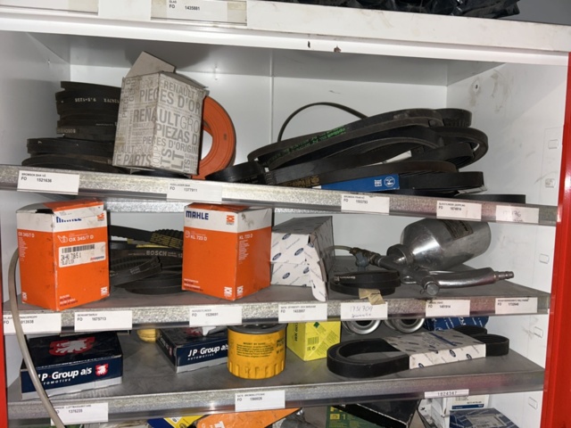 1454999-4 Cabinet 3 pcs with contents - vehicle parts, filters and workshop materials