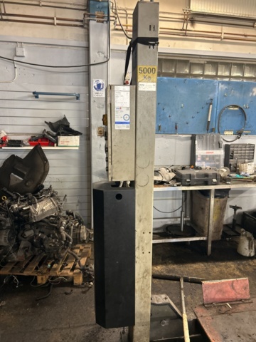 1455006-10 Four-pillar lift 5 tons - OMA 526C -2011