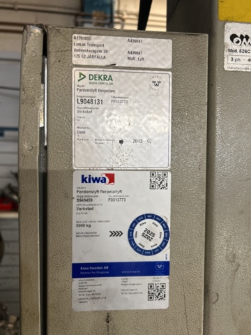 1455006-12 Four-pillar lift 5 tons - OMA 526C -2011