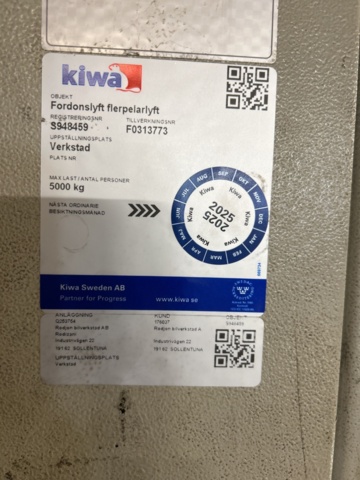 1455006-13 Four-pillar lift 5 tons - OMA 526C -2011