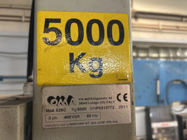 1455006-16 Four-pillar lift 5 tons - OMA 526C -2011