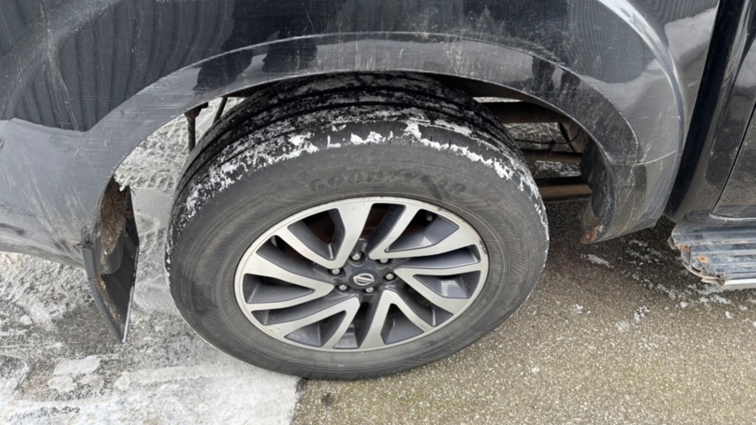 918951-24 Nissan Navara Double Cab 2.3 dCi 4WD Manual, 163hp, -2016