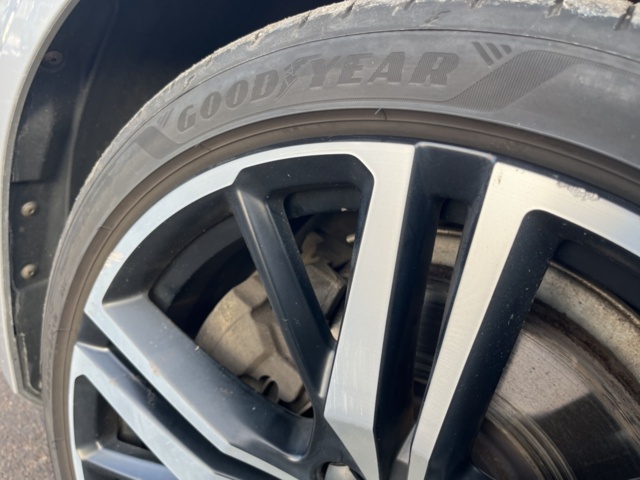 1351396-10 Volvo V60 Recharge T6 AWD Geartronic, 340hp -2021