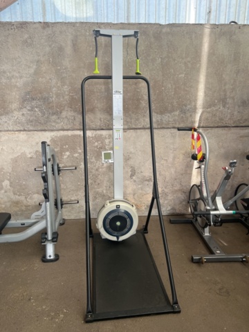 1427619-1 Skiing machine - Concept2 SkiEr