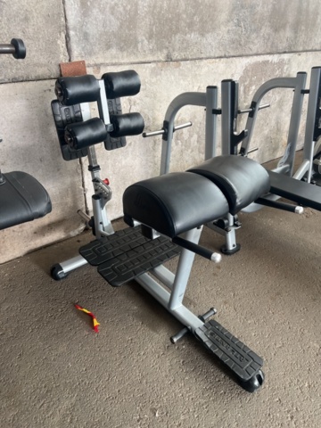 1427621-9 Leg curl machine - Atlantis