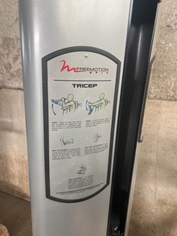 1427622-11 Triceps machine - Freemotion EPIC Trice