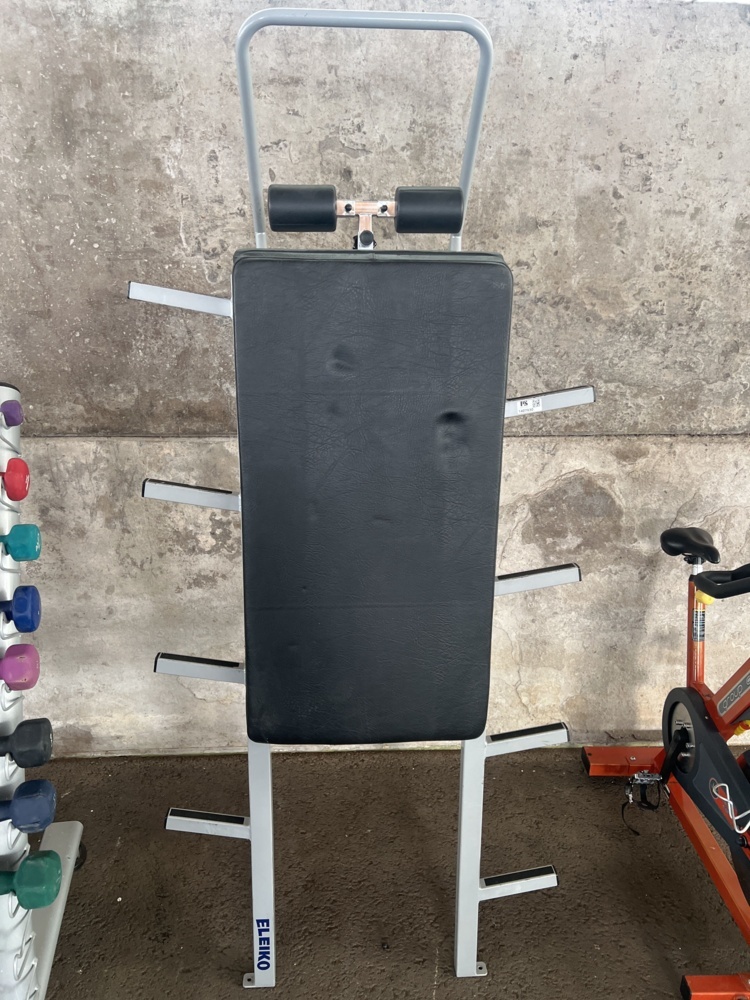 1427630-2 Brutal bench - Eleiko