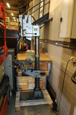 1416800-1 Column drilling machine Strands S 68. 1995
