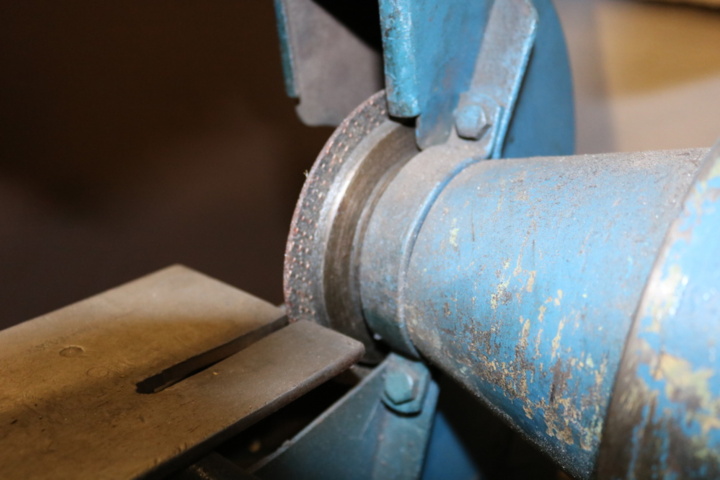 1416801-5 Column grinder