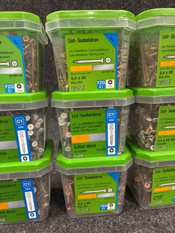 1490706-3 12 pcs Packs Strip-Plinth Screw 3.4x45mm, Essve