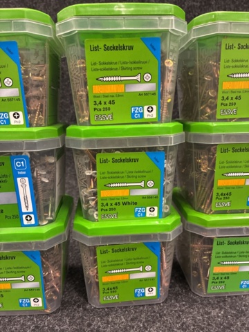 1490706-4 12 pcs Packs Strip-Plinth Screw 3.4x45mm, Essve