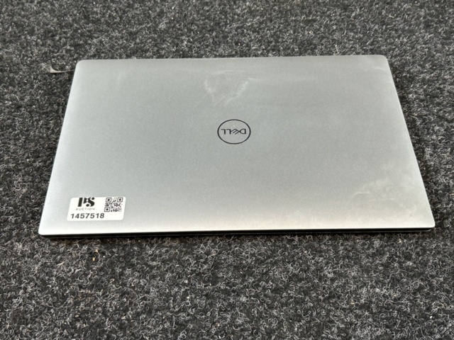 1457518-5 Laptop - Dell XPS 15 7590 - i7/16GB