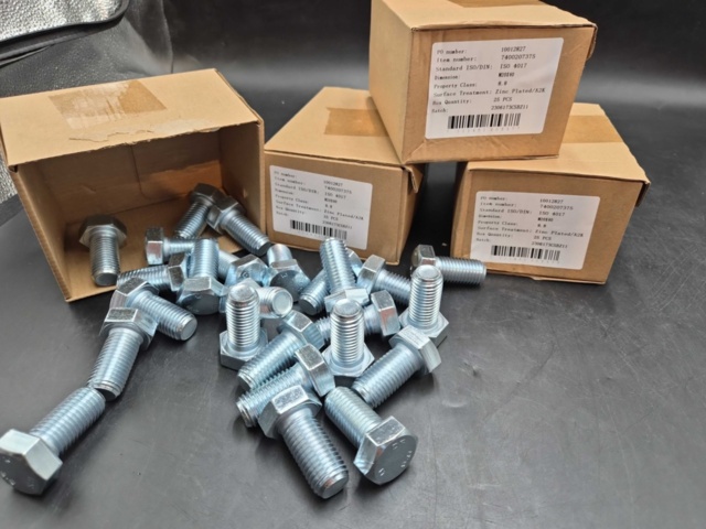 1490966-1 Hexagon head screw, 100 pcs - ISO 4017 M20x40, 8.8, zinc plated