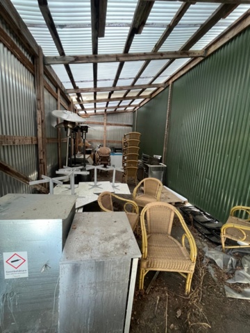 1404679-1 Equipment – Everything in storage