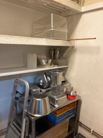 1384755-2 Collection of kitchen equipment, sheet metal shelves and stainless steel workbench