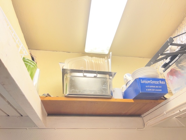 1384755-8 Collection of kitchen equipment, sheet metal shelves and stainless steel workbench