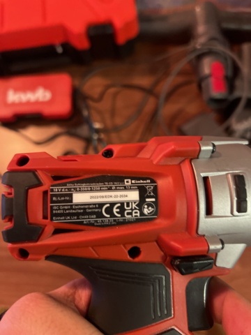 1384756-3 Einhell screwdriver and Dyson vacuum cleaner