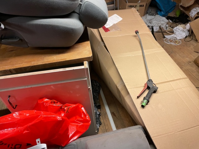 1426642-18 All contents on shelves