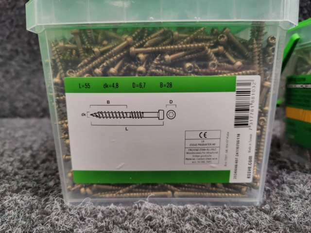 1489474-3 About 2000 pcs Trall screw 4.8x55mm, Essve