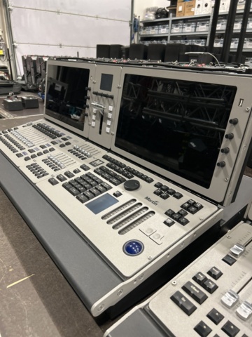 1486328-4 Ljusbord med dubbla displayer och case - Martin M6 Controller