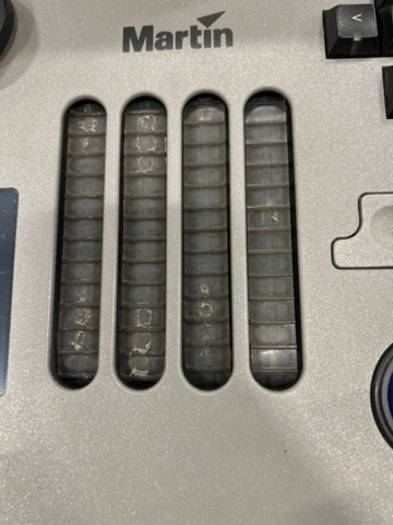 1486329-21 Light table with dual displays and case - Martin M6 Controller