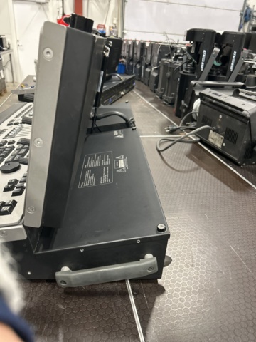 1486329-5 Light table with dual displays and case - Martin M6 Controller