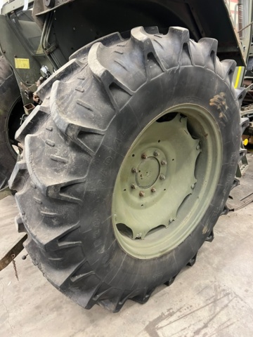 1490232-22 IH 844 reservdelsobjekt