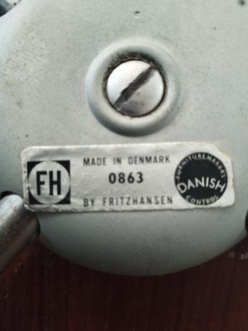 1479022-3 4 ant chairs