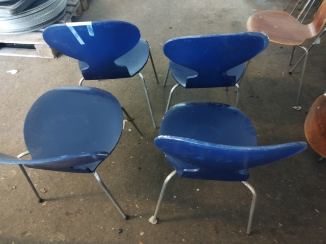 1479025-4 4 ant chairs
