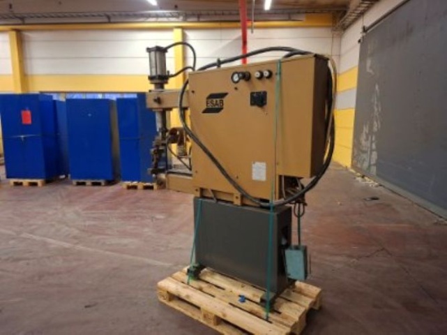 1491147-3 Punktsvets ESAB ZPFB-145